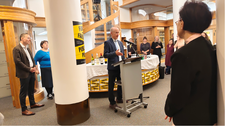 2025年11月 埃德蒙顿加中友好协会受邀参加阿尔伯塔大学特藏馆专题展的开幕酒会